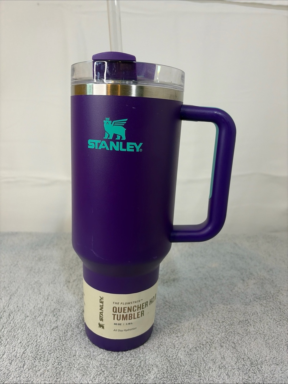 Stanley Limited edition Purple Quencher H2.0 Tumbler Teal Logo NWT small scratch